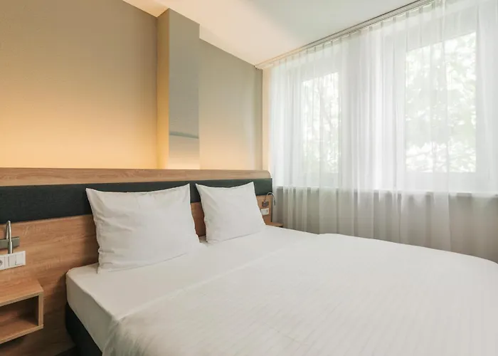 Homaris The Corner - Self-check In 3*