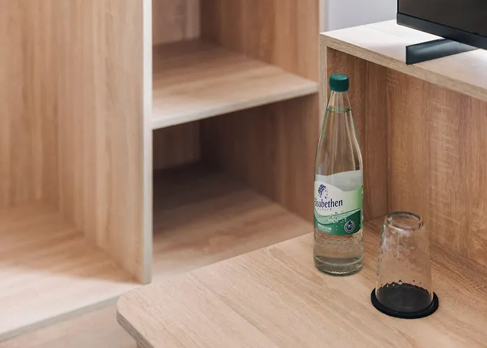 Homaris The Corner - Self-check In Hotel