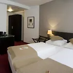 Homaris The Corner - Self-check In Hotel