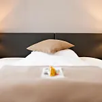 Homaris The Corner - Self-check In Hotel 3*