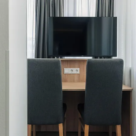 Отель Homaris The Corner - Self-check In 3*