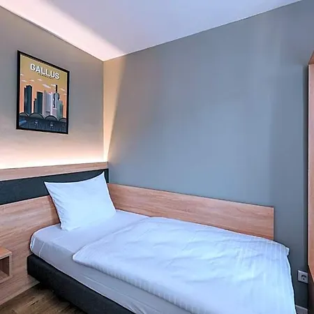 Homaris The Corner - Self-check In Hotel