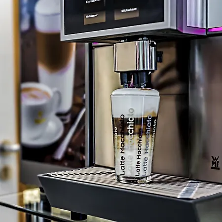 Homaris The Corner - Self-Check In Hotel 3*