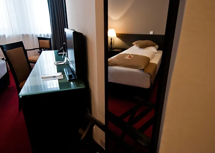 Homaris The Corner - Self-check In