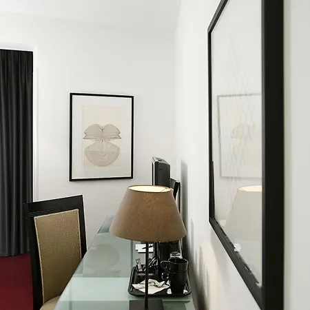 Homaris The Corner - Self-Check In 3* Φραγκφούρτη